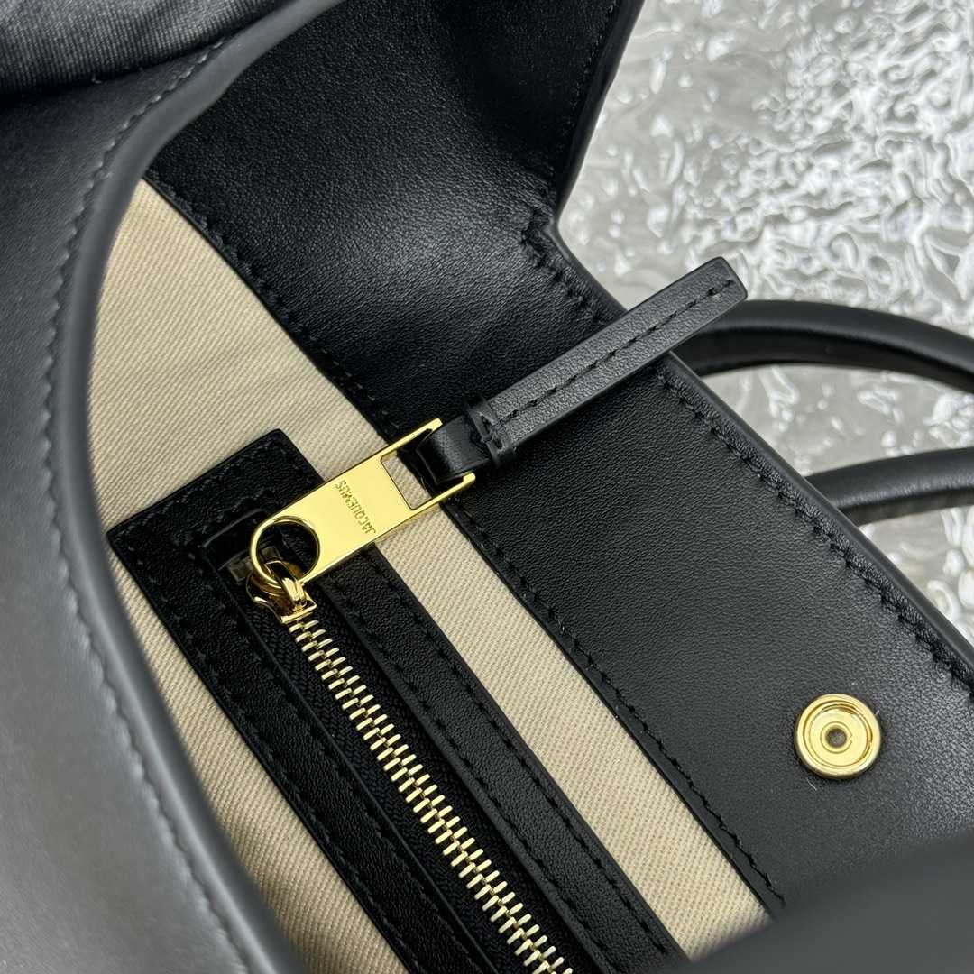 Jacquemus Le petit Tourni Mini Knotted Bucket Bag - DopestKickz