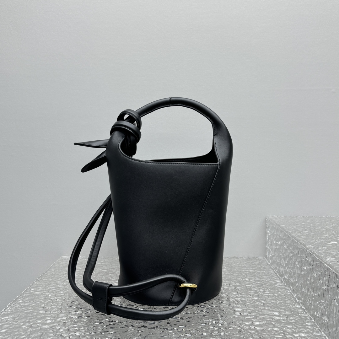 Jacquemus Le petit Tourni Mini Knotted Bucket Bag - DopestKickz