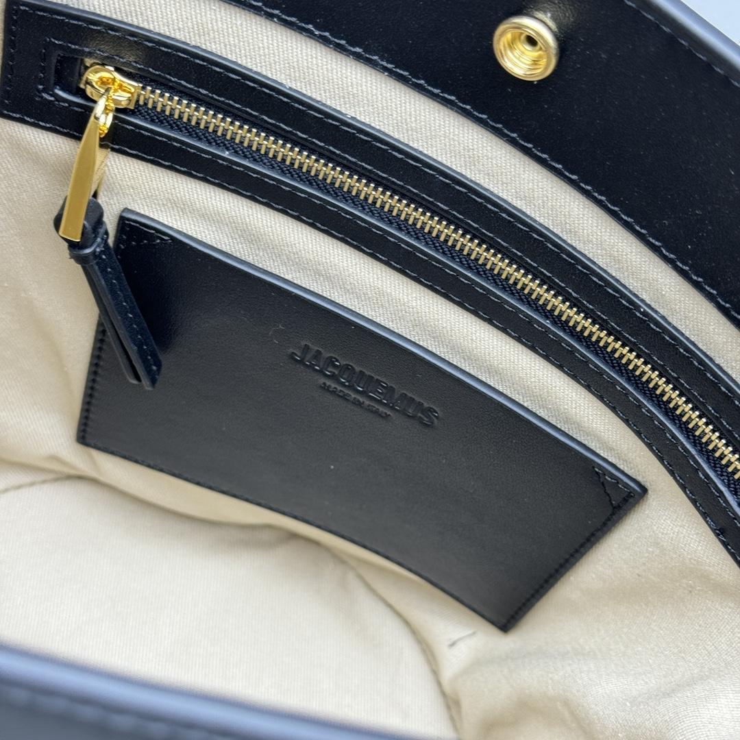 Jacquemus Le petit Tourni Mini Knotted Bucket Bag - DopestKickz