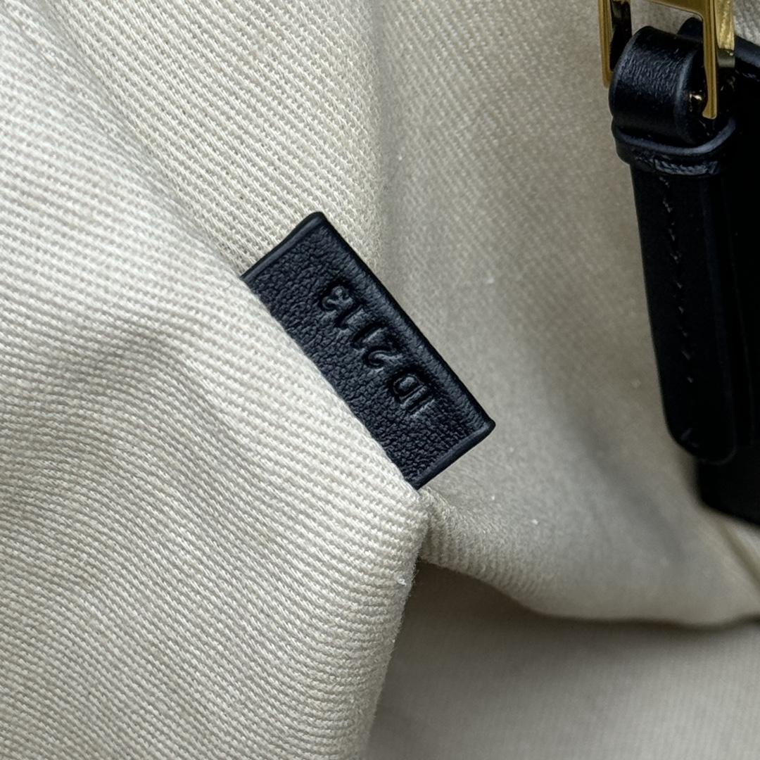 Jacquemus Le petit Tourni Mini Knotted Bucket Bag - DopestKickz