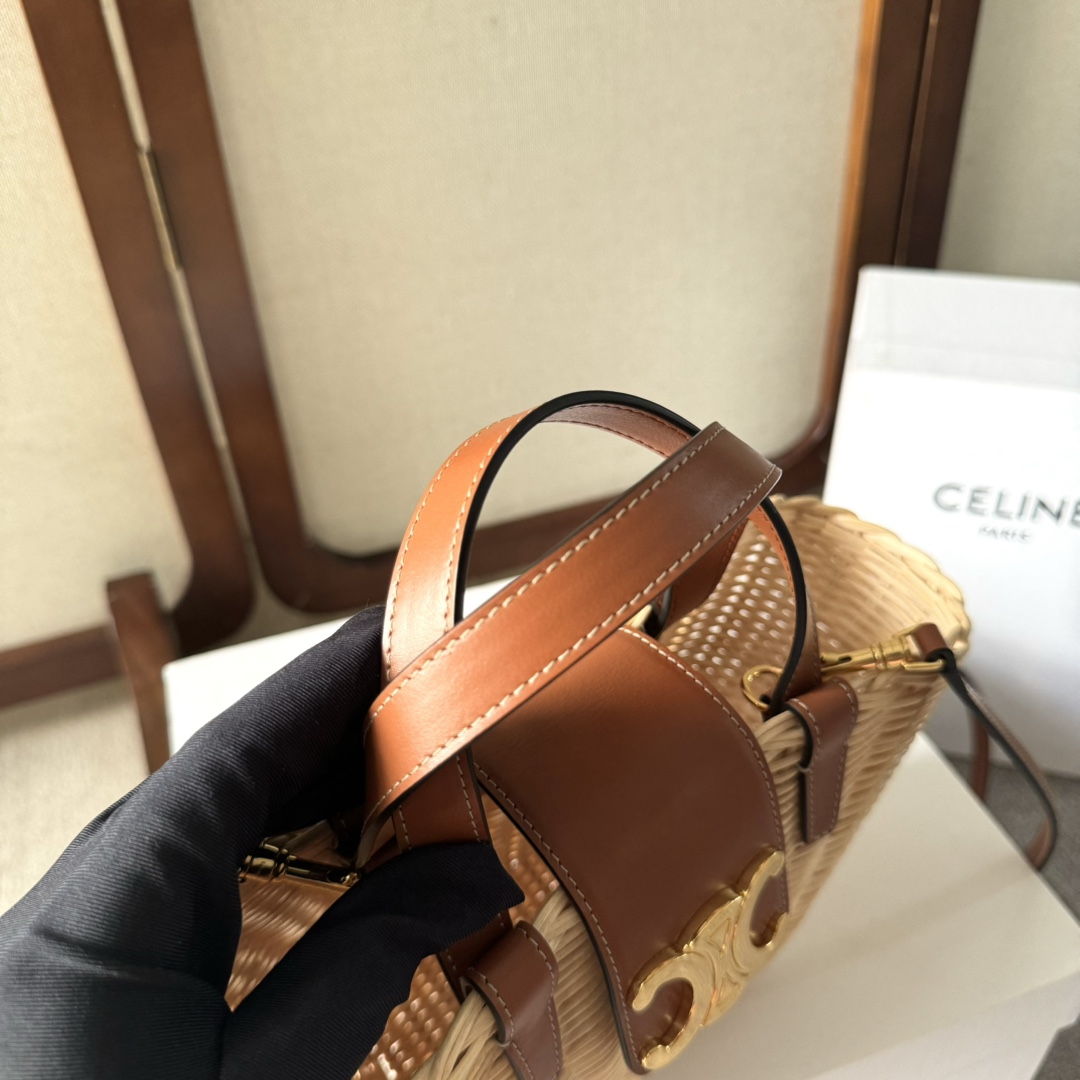 Celine Teen Couffin In Wicker And Natural Calfskin - DopestKickz
