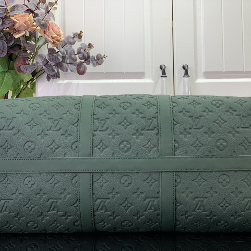 Louis Vuitton Keepall Bandoulière 50   M24440 - DopestKickz