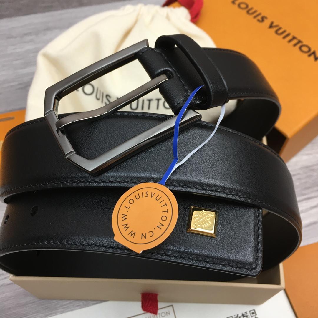 Louis Vuitton 35mm Leather Belt - DopestKickz
