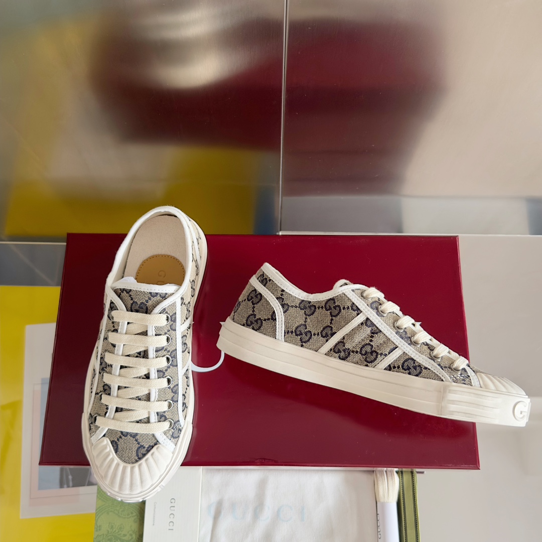 Gucci GG Sneaker  - DopestKickz