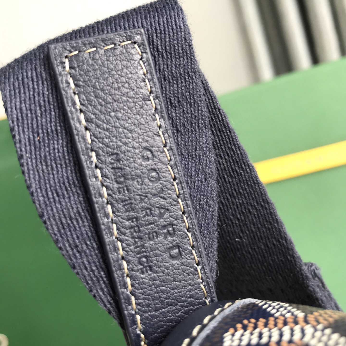 Goyard Messenger Bag - DopestKickz