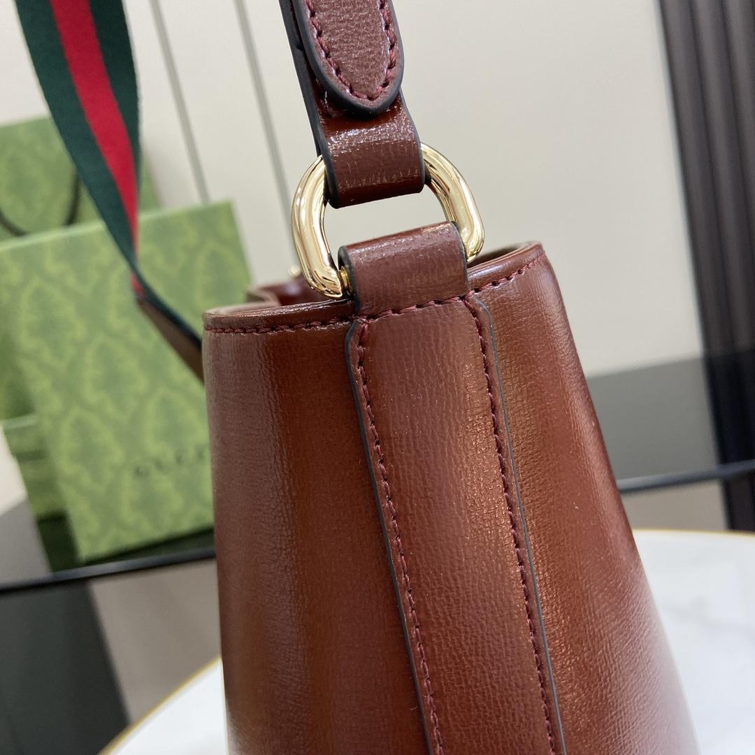 Gucci Medium Bucket Shoulder Bag - DopestKickz