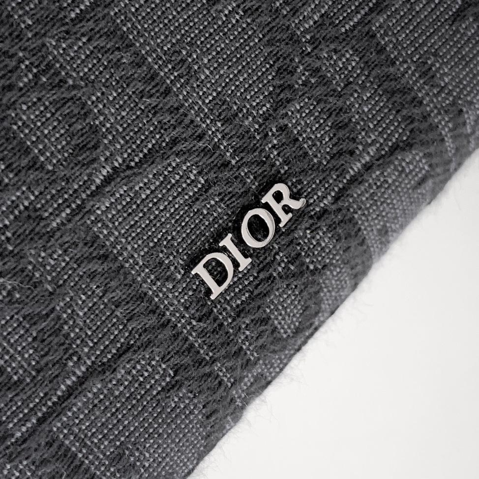 Dior A5 Triangle Pouch - DopestKickz