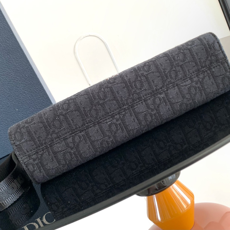 Dior A5 Triangle Pouch - DopestKickz