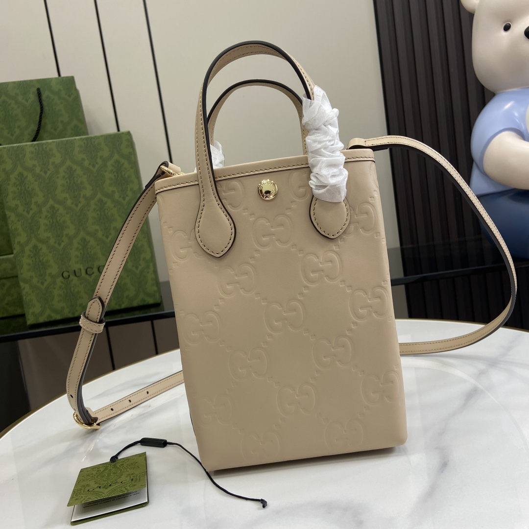 Gucci GG Super Mini Bag With Strap - DopestKickz