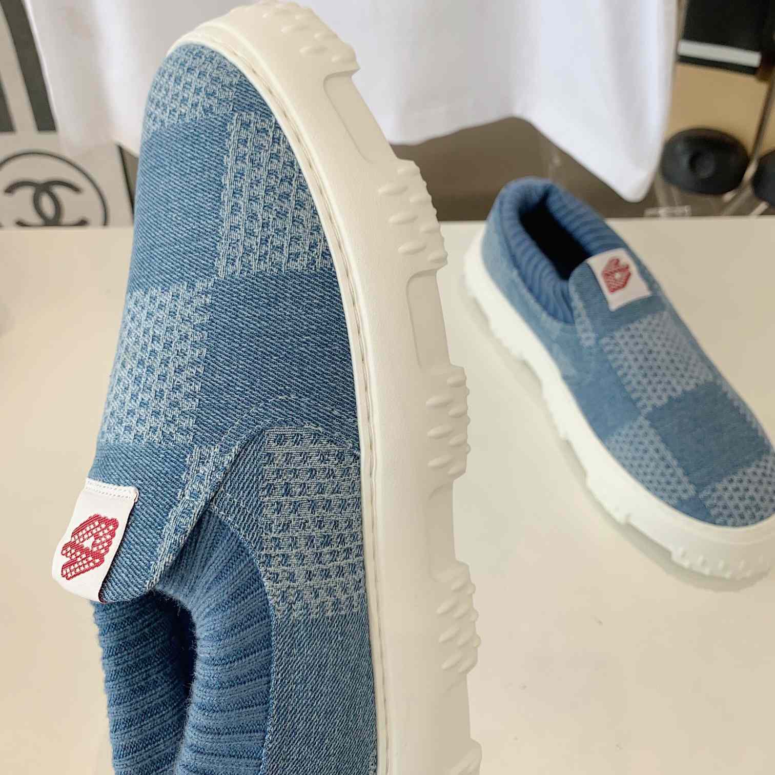 Louis Vuitton LV Space Lander Slip On     1ACVQ4 - DopestKickz