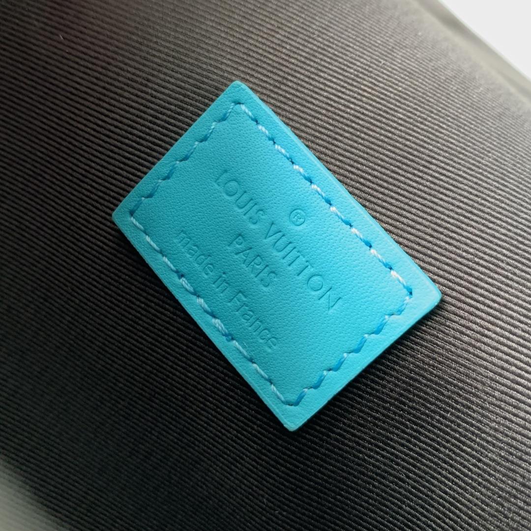 Louis Vuitton Steamer Wearable Wallet  M11496 - DopestKickz