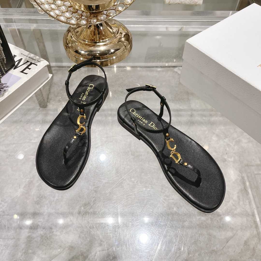 Dior Dioriviera C'est Dior Thong Sandal - DopestKickz