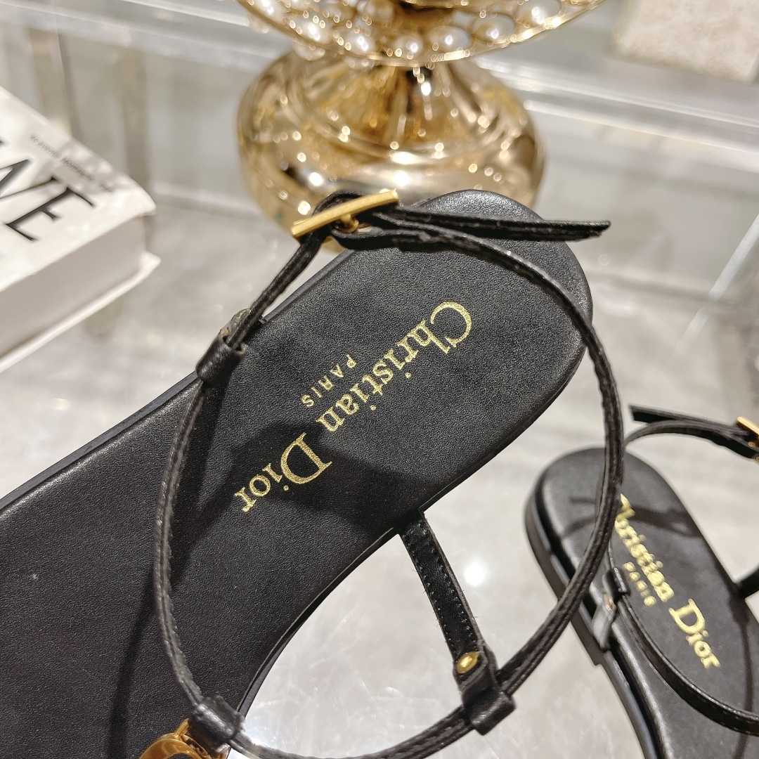 Dior Dioriviera C'est Dior Thong Sandal - DopestKickz