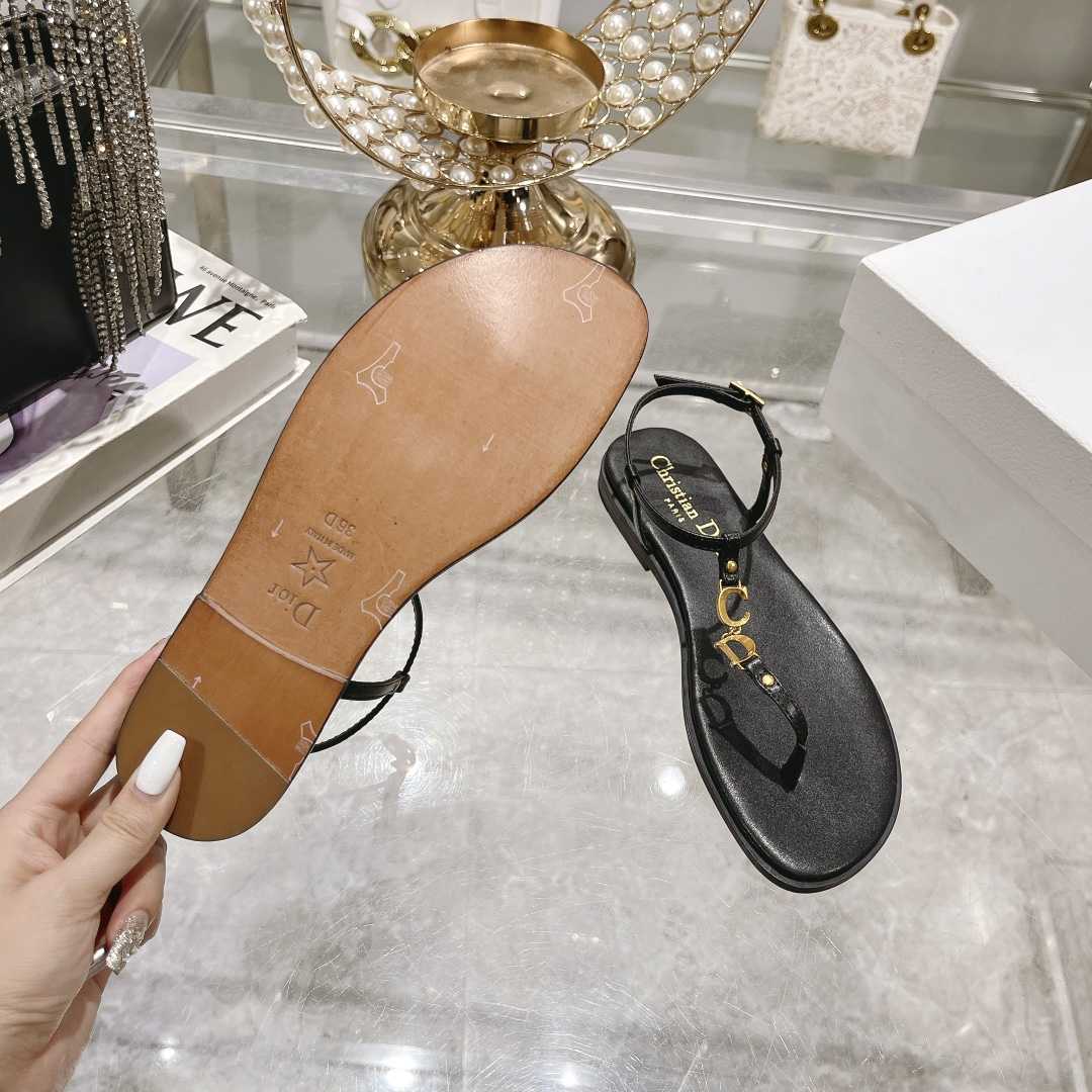 Dior Dioriviera C'est Dior Thong Sandal - DopestKickz