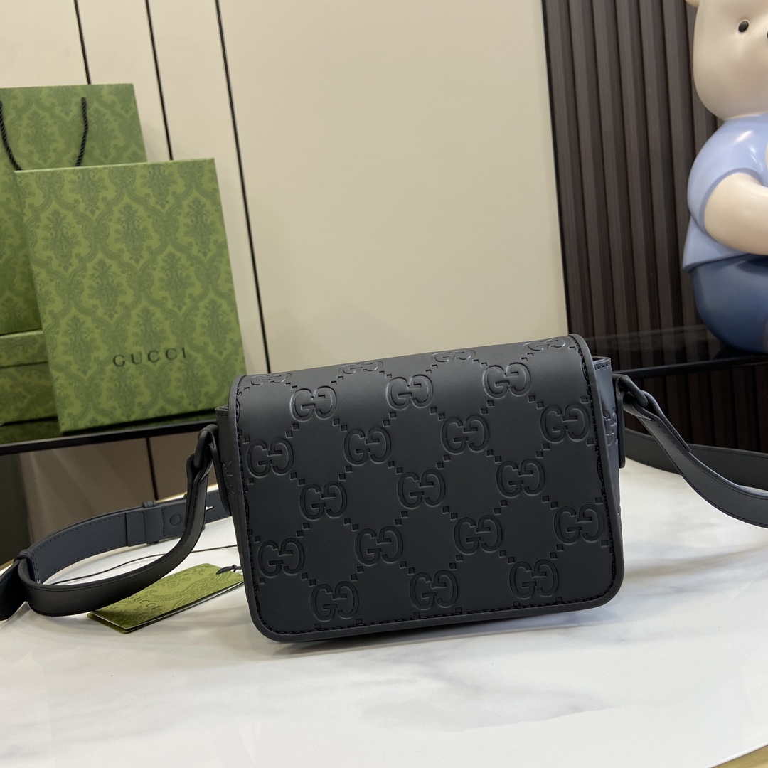 Gucci GG Rubber-effect Super Mini Bag - DopestKickz
