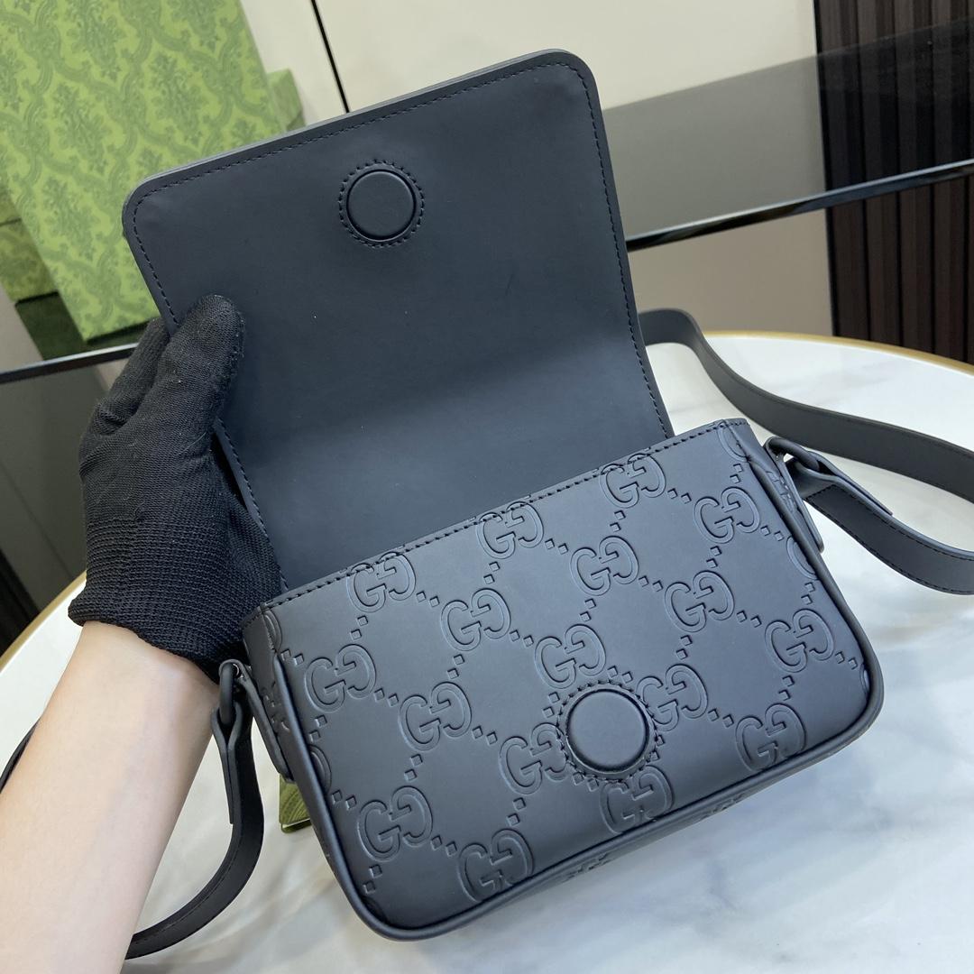 Gucci GG Rubber-effect Super Mini Bag - DopestKickz