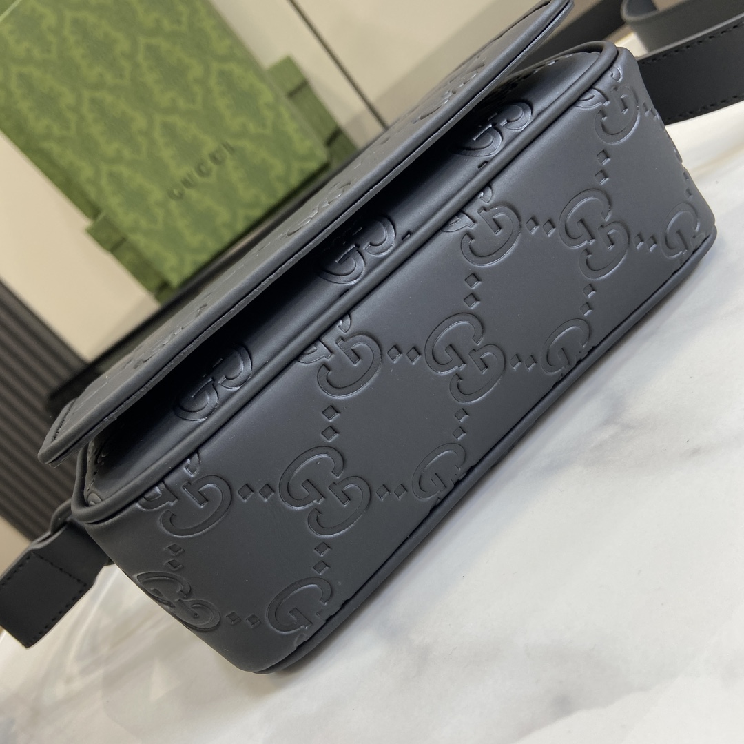 Gucci GG Rubber-effect Super Mini Bag - DopestKickz