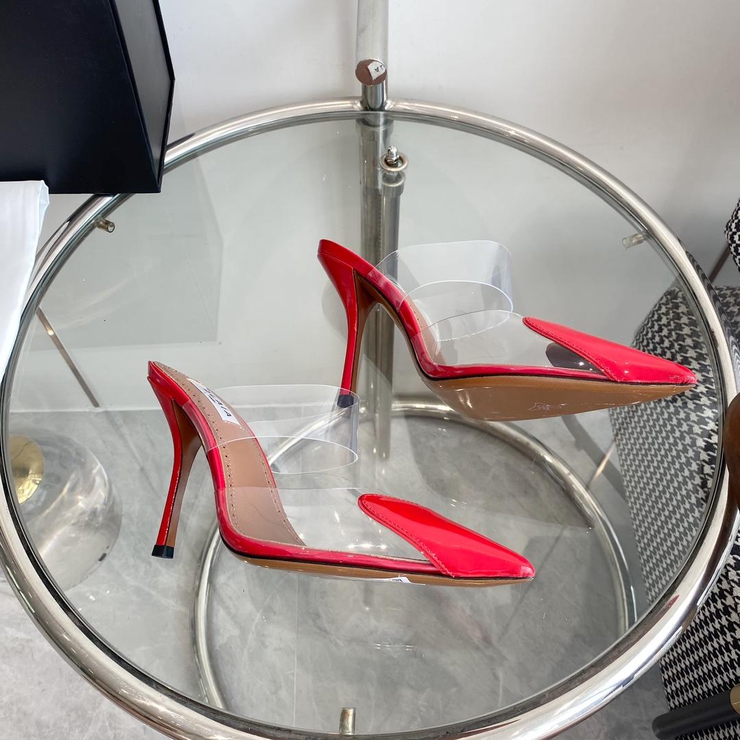 Alaïa Women's Alaia Cour Patent Leather And Pu Mules    110mm - DopestKickz