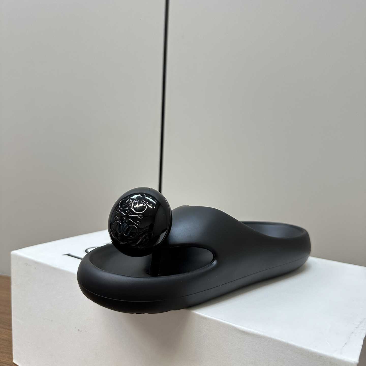 Loewe Paula's Ibiza Bubble Rubber Thong Sandals - DopestKickz