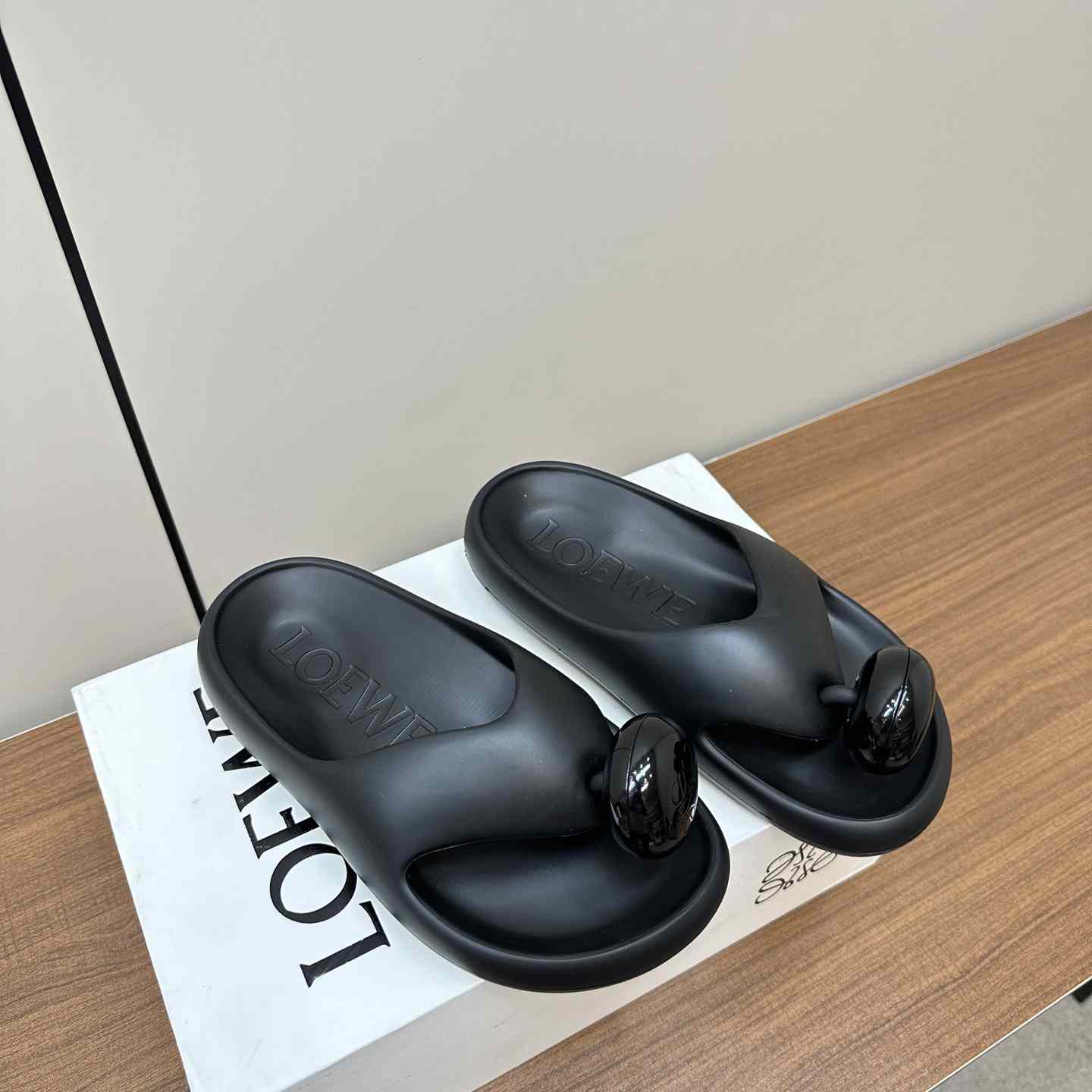 Loewe Paula's Ibiza Bubble Rubber Thong Sandals - DopestKickz