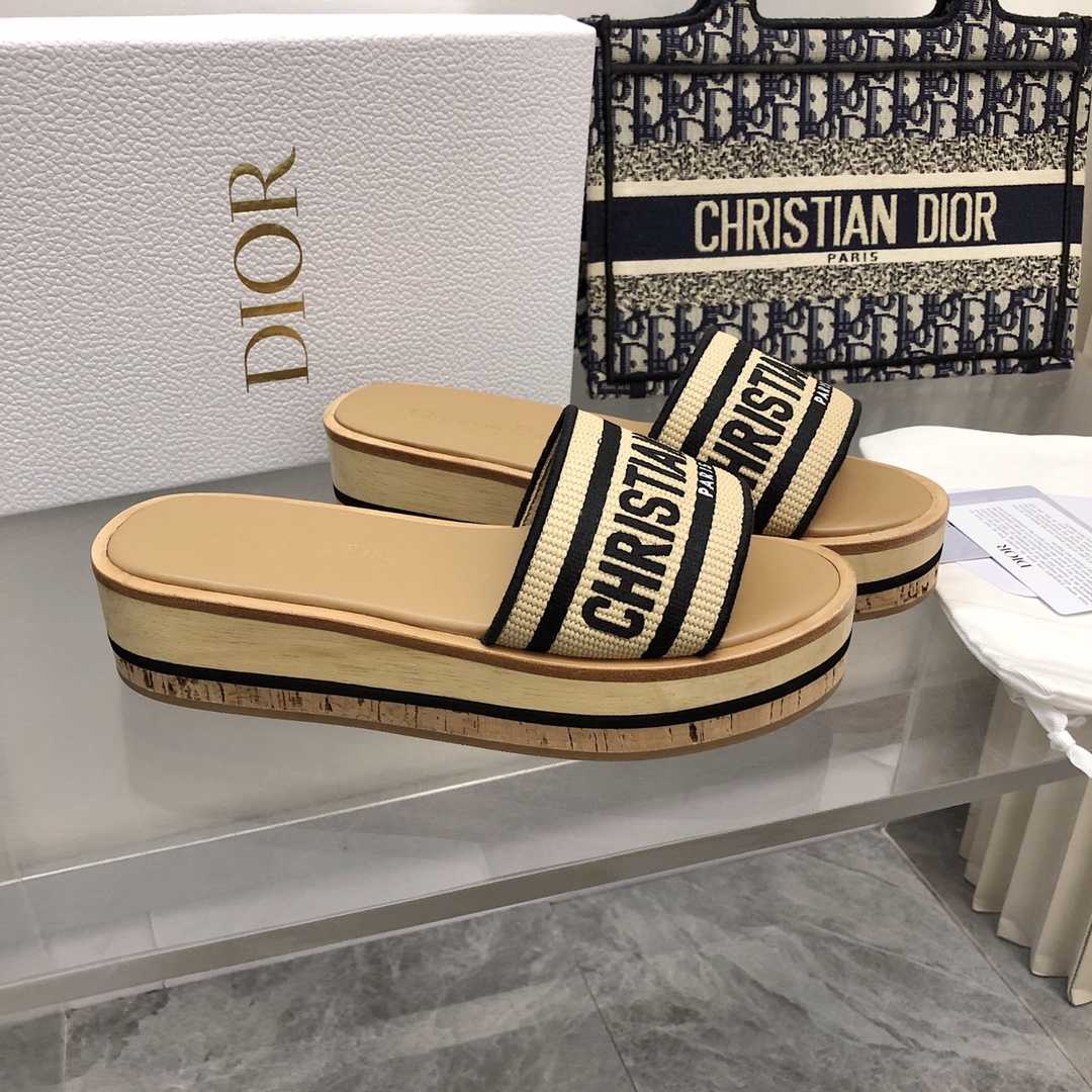 Dior Dioriviera Dway Platform Slide - DopestKickz