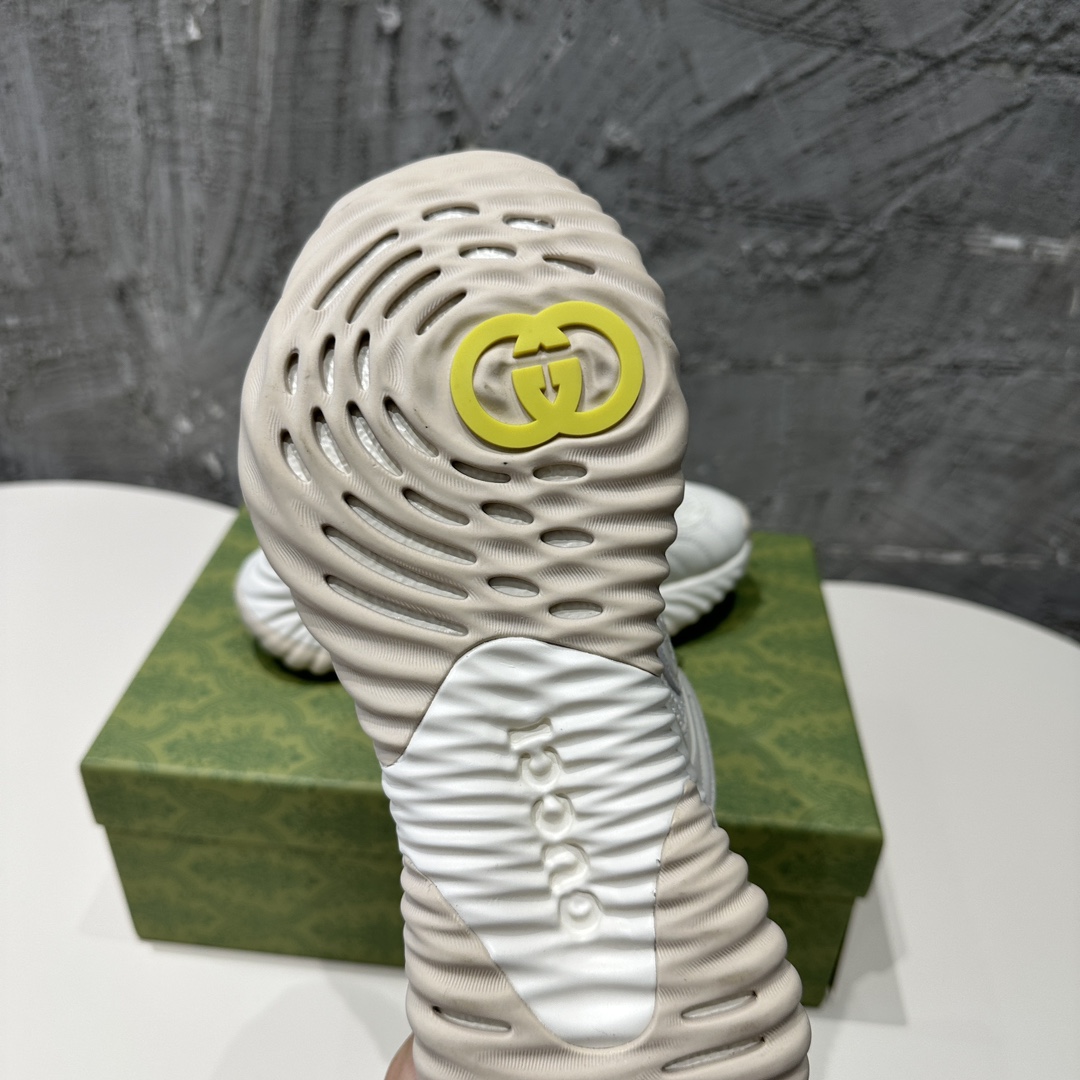 Gucci Ripple Sneaker  - DopestKickz