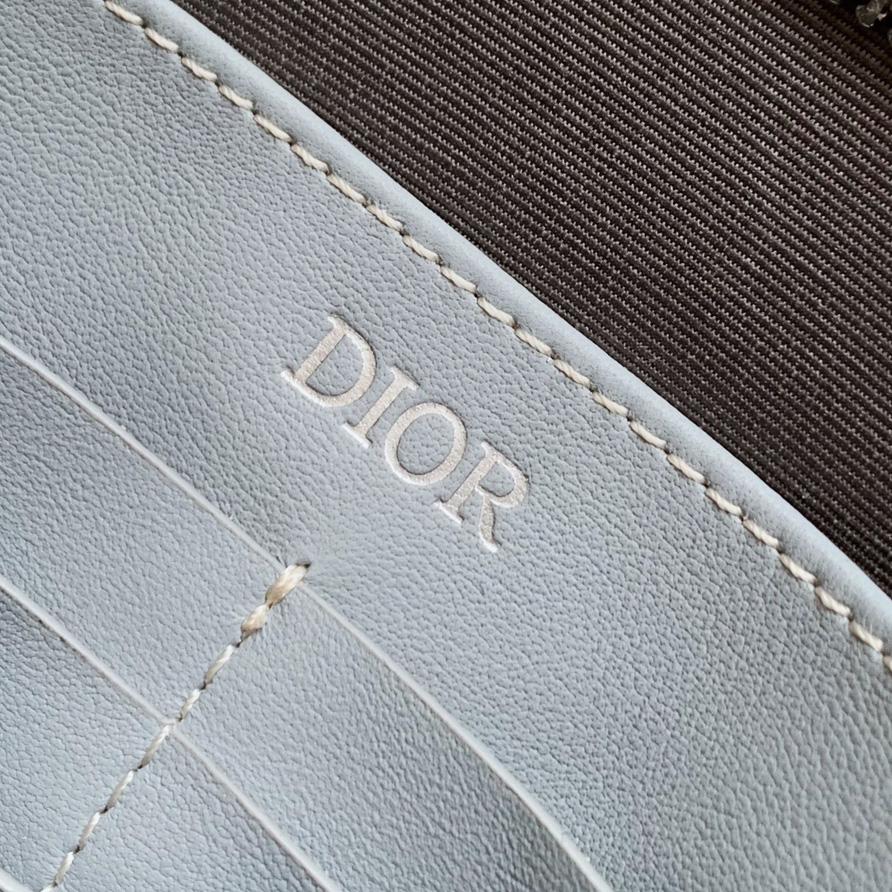 Dior A5 Triangle Pouch - DopestKickz