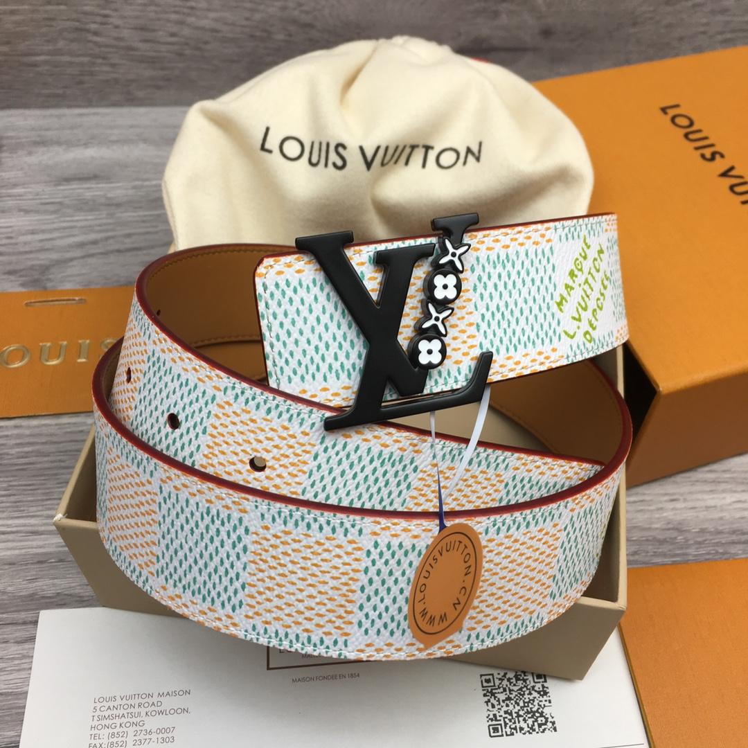 Louis Vuitton LV Initiales 40mm Reversible Belt - DopestKickz