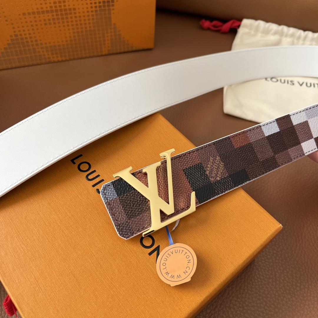 Louis Vuitton LV Initiales 40mm Reversible Belt - DopestKickz