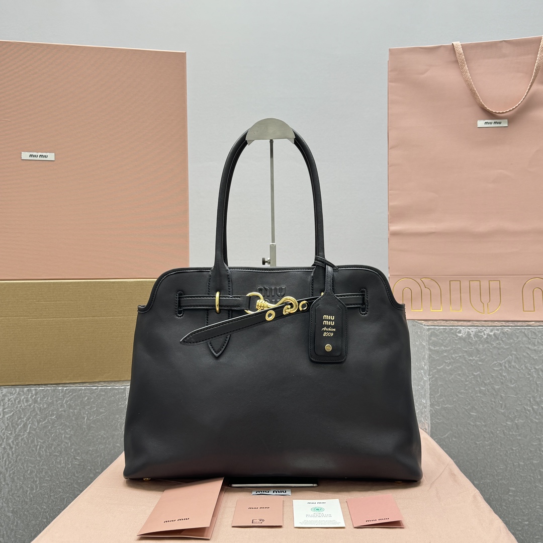 Miu Miu Aventure Nappa Leather Bag - DopestKickz
