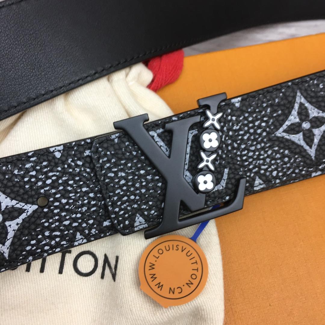 Louis Vuitton 40mm Reversible Belt - DopestKickz