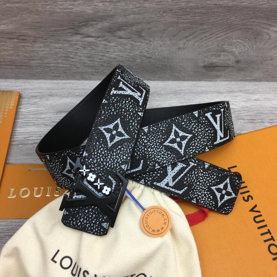 Louis Vuitton 40mm Reversible Belt - DopestKickz