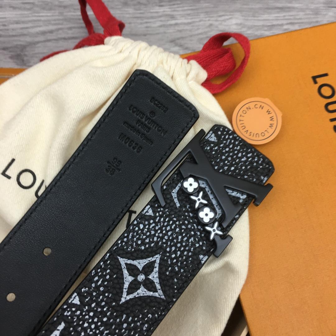 Louis Vuitton 40mm Reversible Belt - DopestKickz