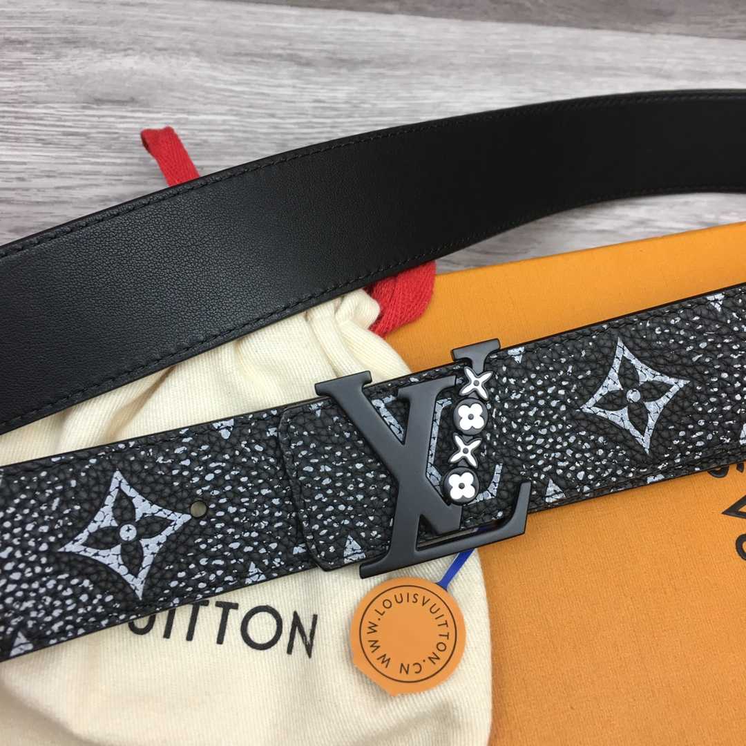 Louis Vuitton 40mm Reversible Belt - DopestKickz