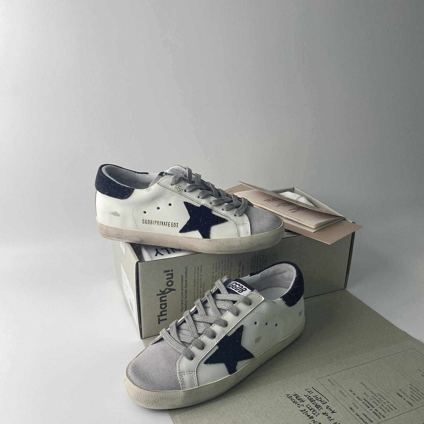 Golden Goose Sneakers - DopestKickz