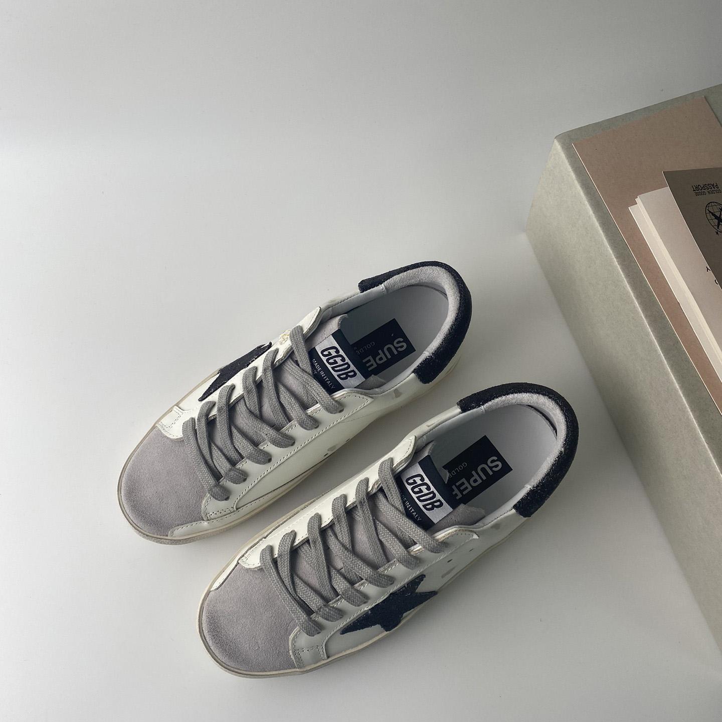 Golden Goose Sneakers - DopestKickz