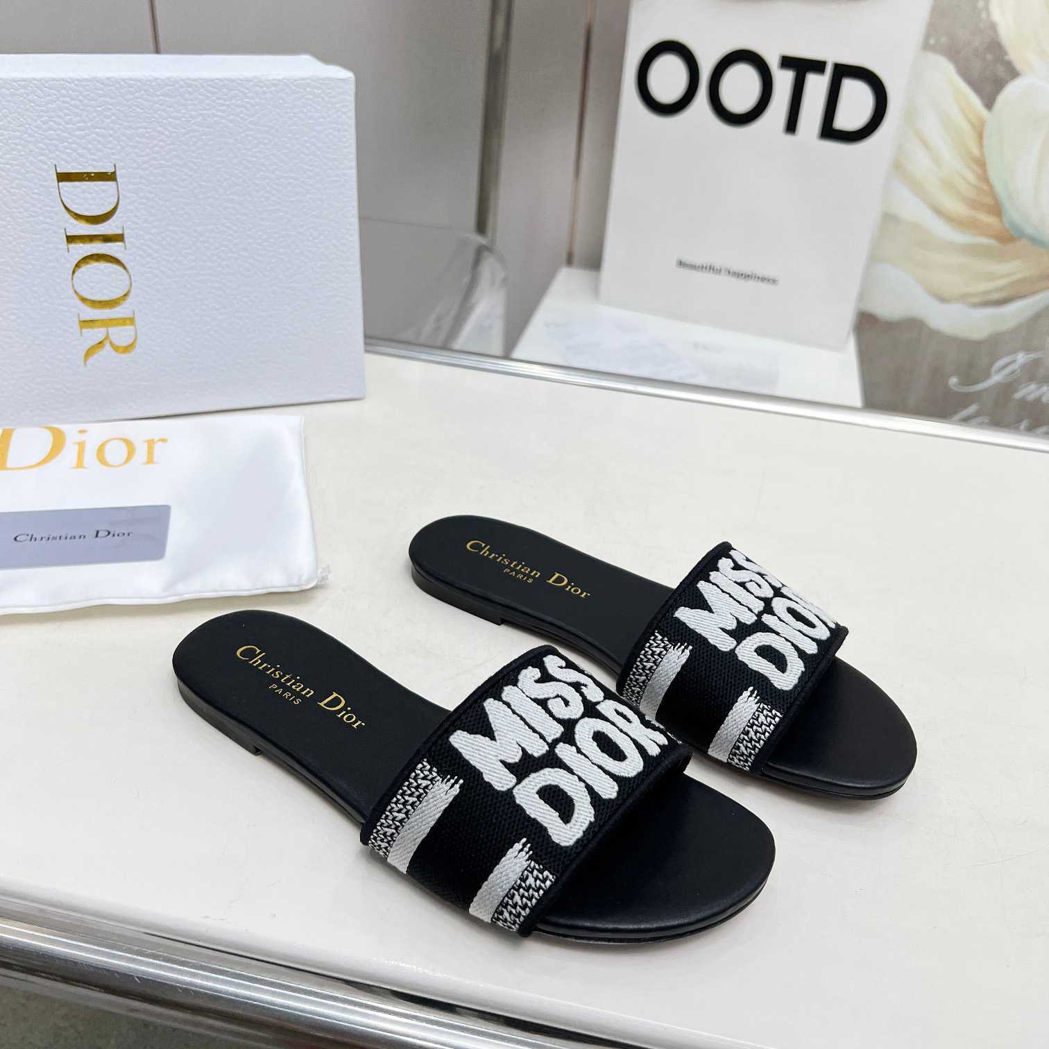 Dior Dway Slide - DopestKickz
