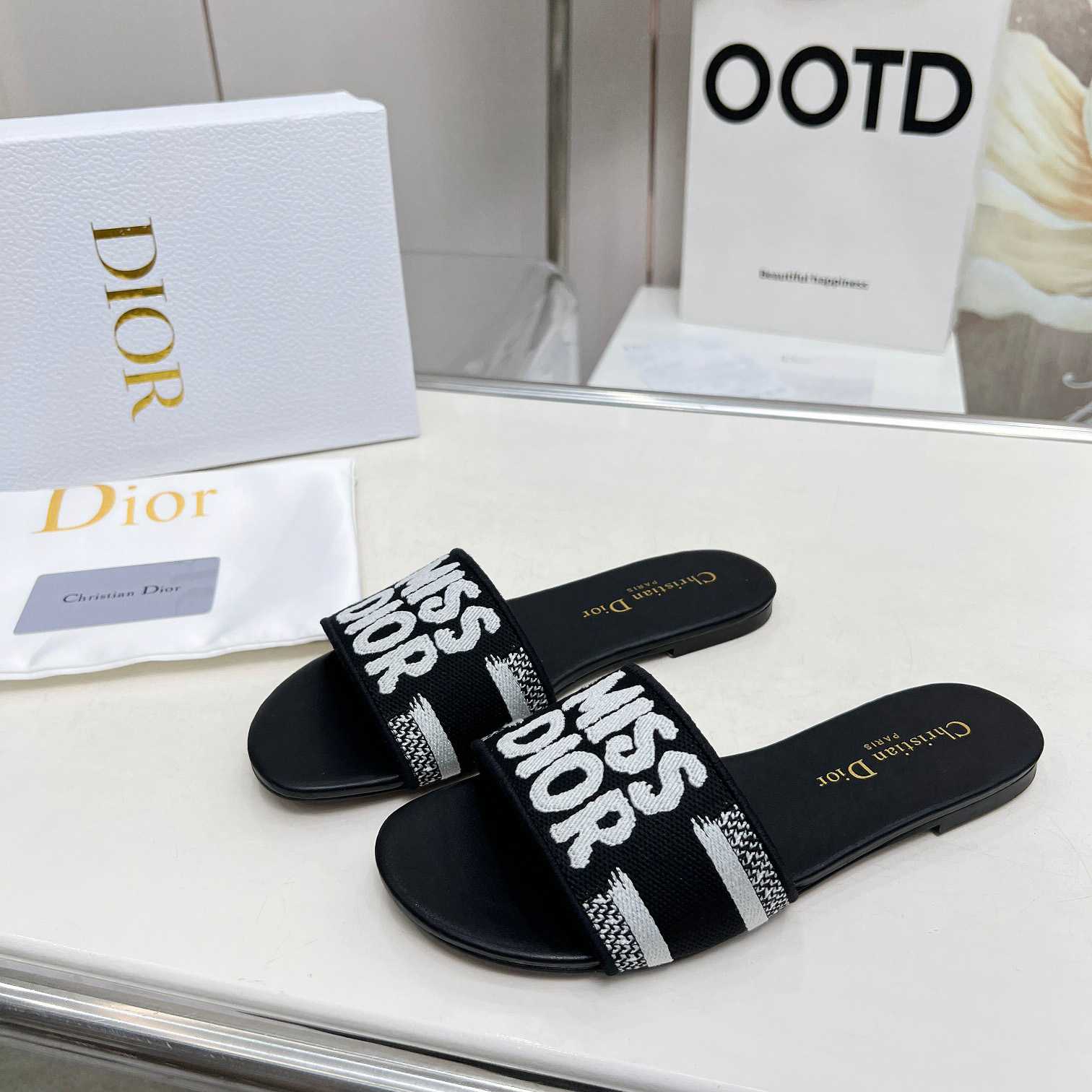 Dior Dway Slide - DopestKickz