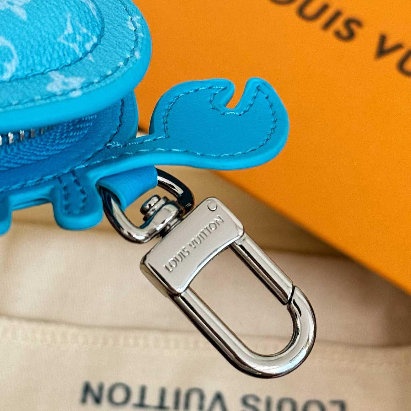 Louis Vuitton LV Crab Bag Charm   M01930 - DopestKickz