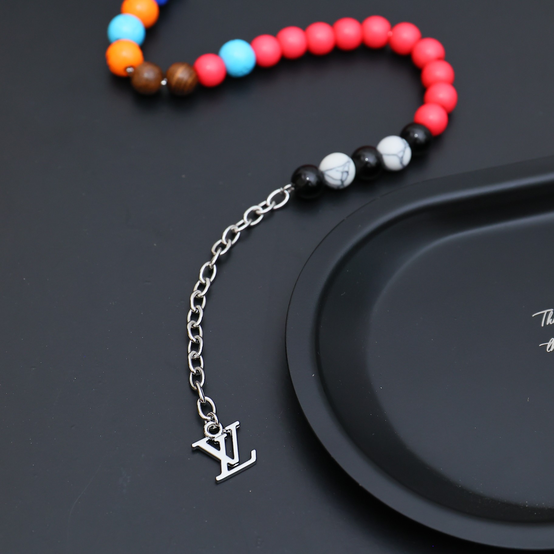 Louis Vuitton LVSurfin ' Beads Necklace    MO1891 - DopestKickz