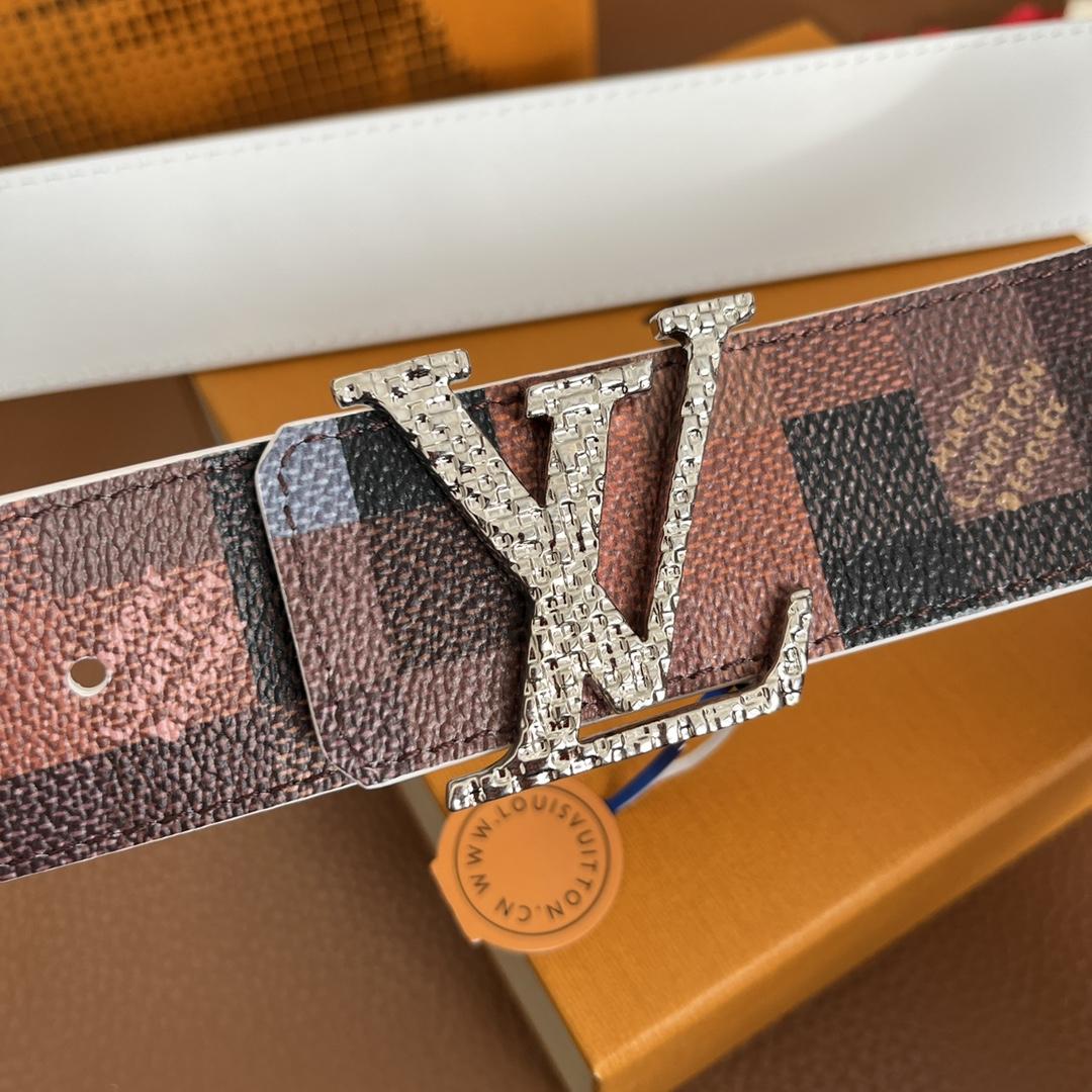 Louis Vuitton LV Initiales 40mm Reversible Belt - DopestKickz