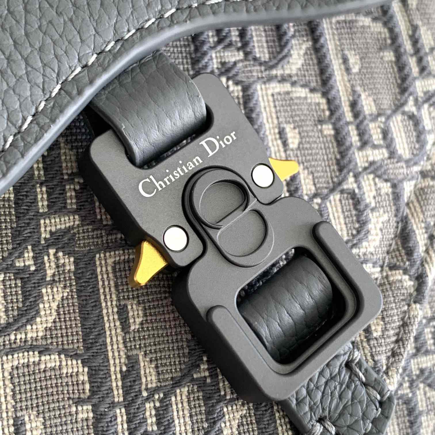 Dior Saddle Messenger Bag - DopestKickz