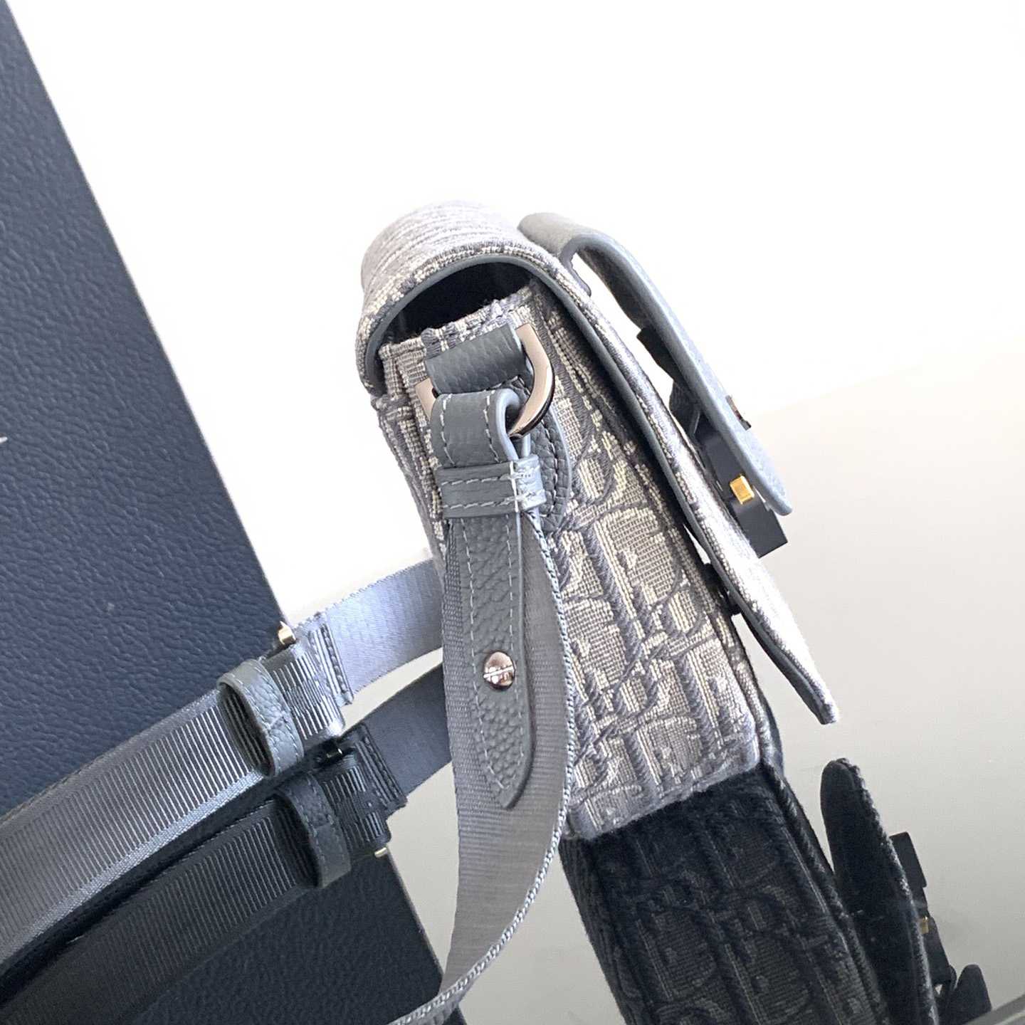 Dior Saddle Messenger Bag - DopestKickz
