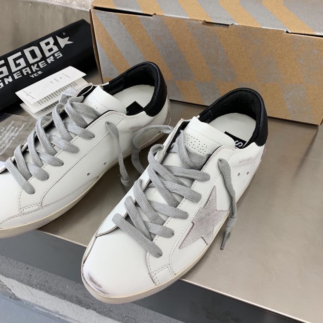 Golden Goose Sneakers - DopestKickz