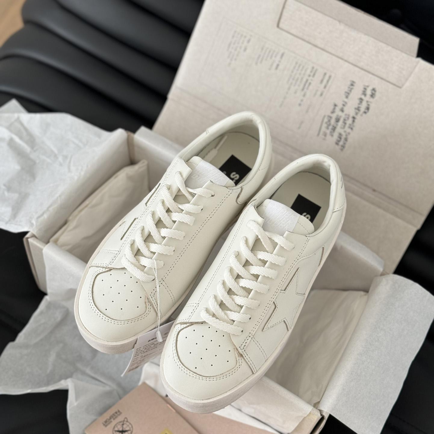 Golden Goose Sneakers - DopestKickz
