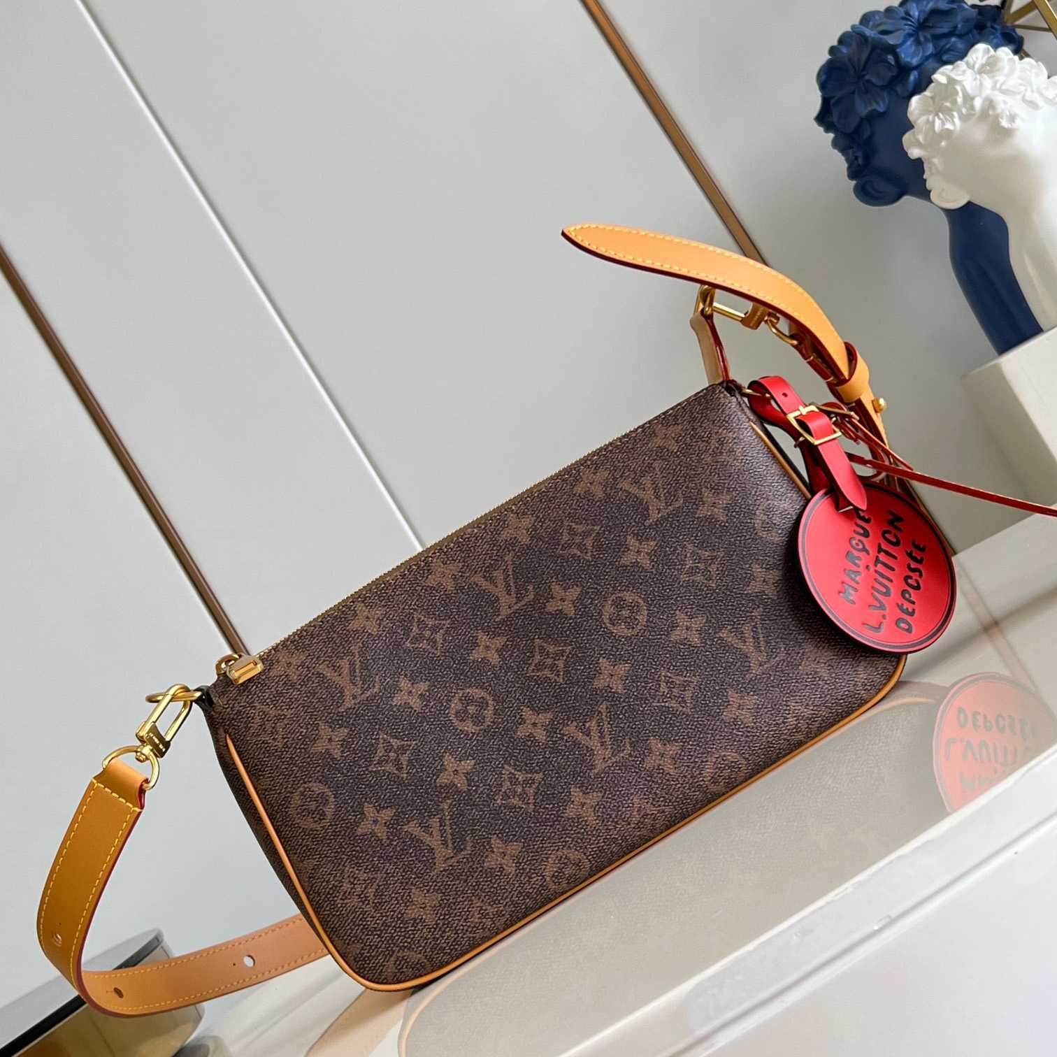 Louis Vuitton Pochette Accessoire XL   M11623 - DopestKickz