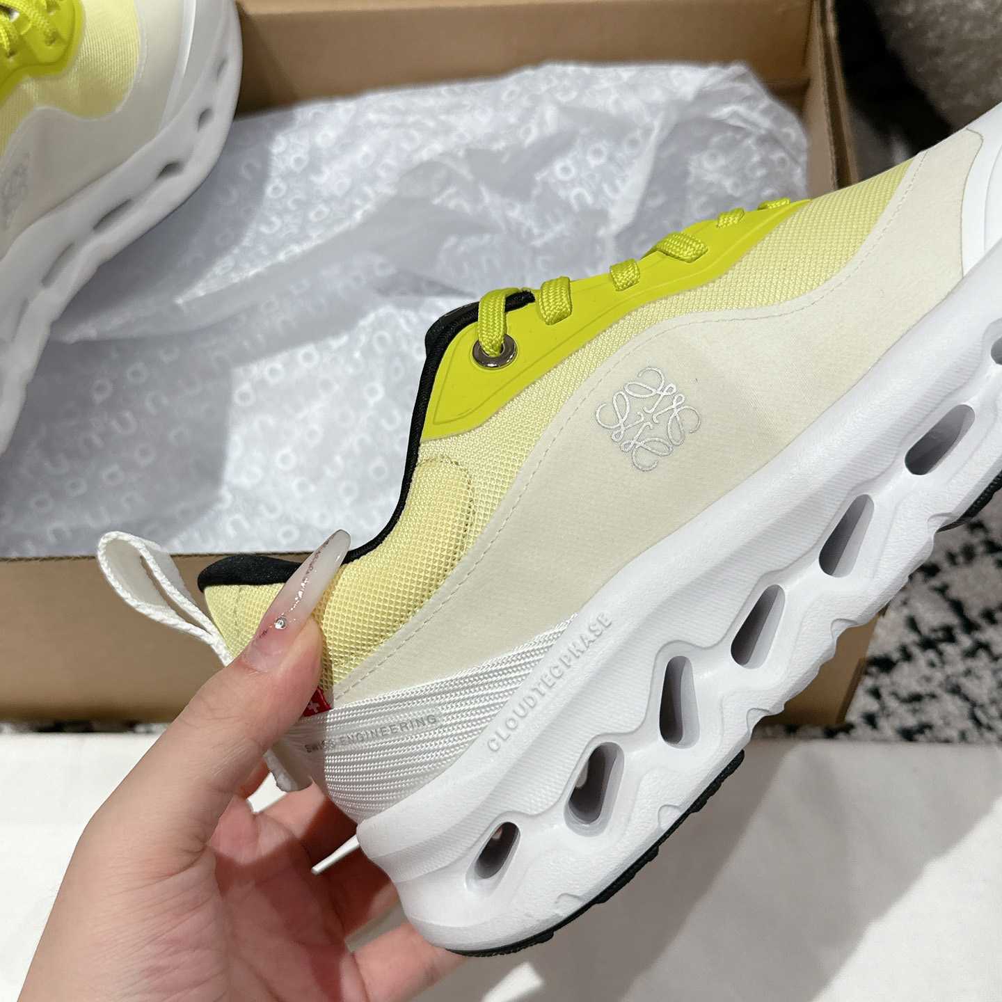 Loewe Cloudtilt 2.0 Sneaker - DopestKickz