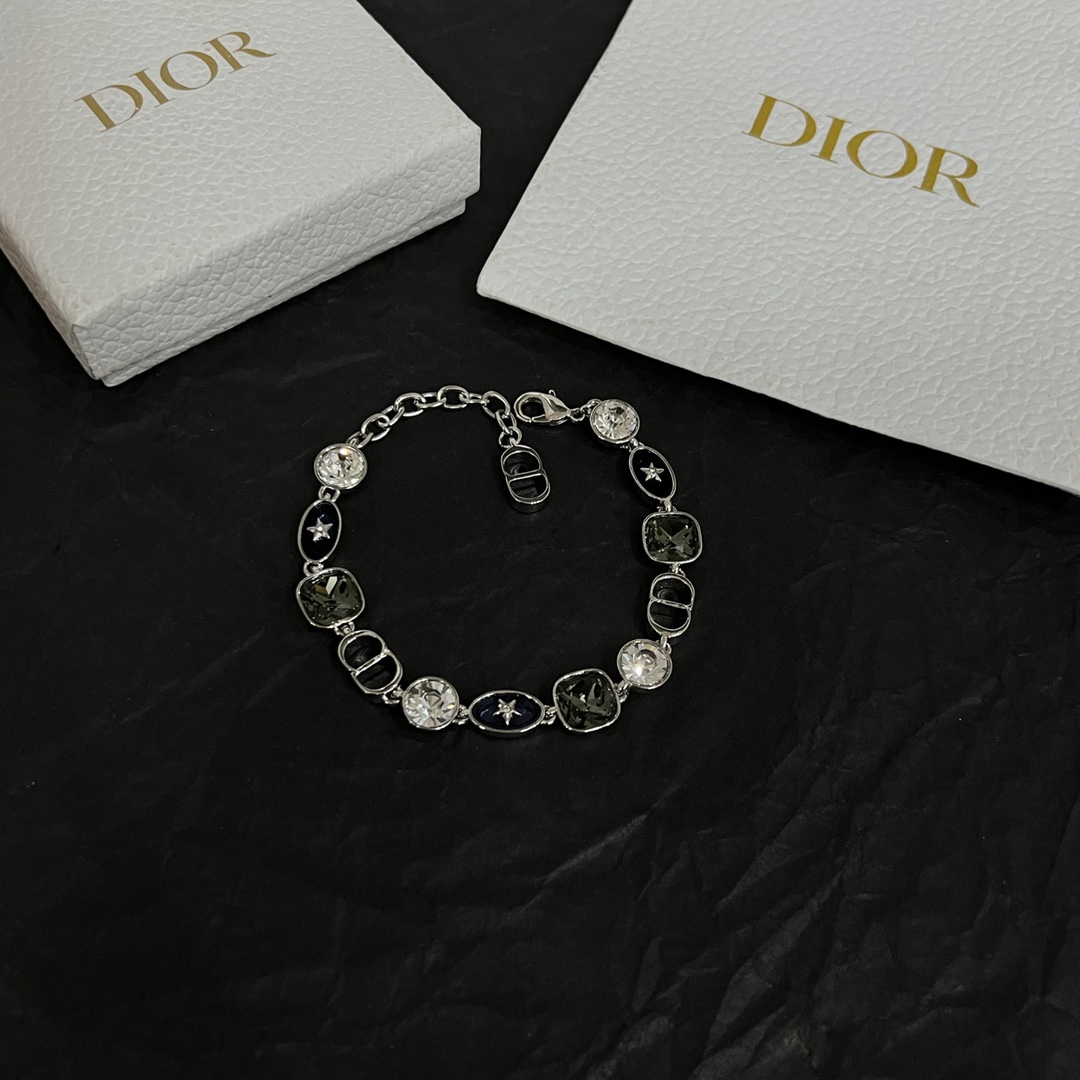 Dior Star Bracelet - DopestKickz