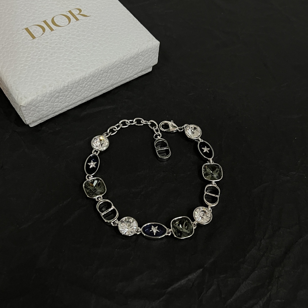 Dior Star Bracelet - DopestKickz