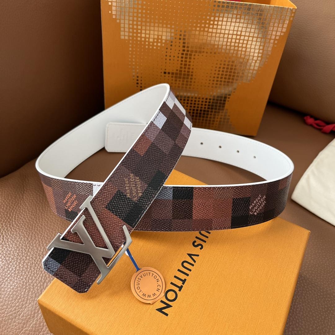 Louis Vuitton LV Initiales 40mm Reversible Belt - DopestKickz